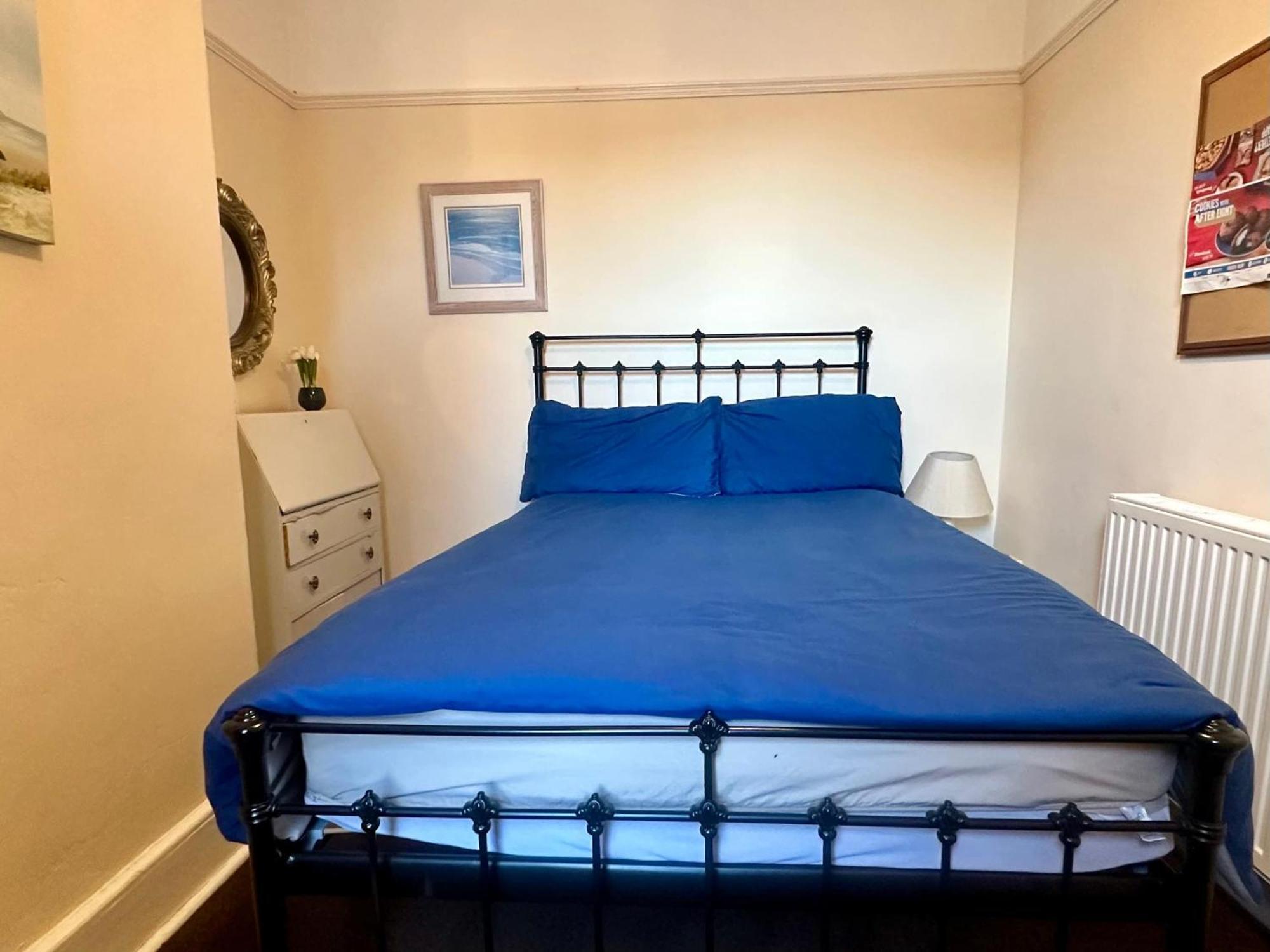 4 Bed Homely Retreat - วุลฟ์เวอร์แฮมป์ตัน ภายนอก รูปภาพ